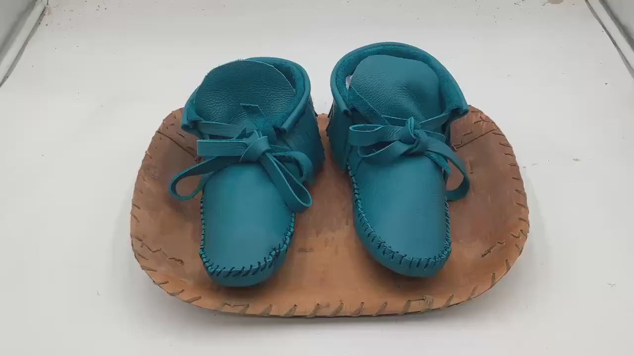 Handmade Blue Leather Moccasins – Anishinaabe/Ojibwe Artisan. Size: XL