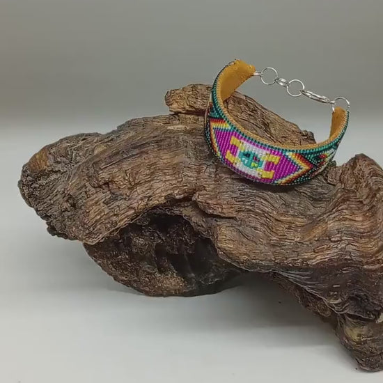 Hand Loom Beaded Bracelet – Anishinaabe Ojibwe Made, Four Directions