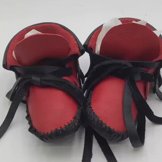 Handmade Red and Black Leather Moccasins – Anishinaabe/Ojibwe Artisan, Size: Small