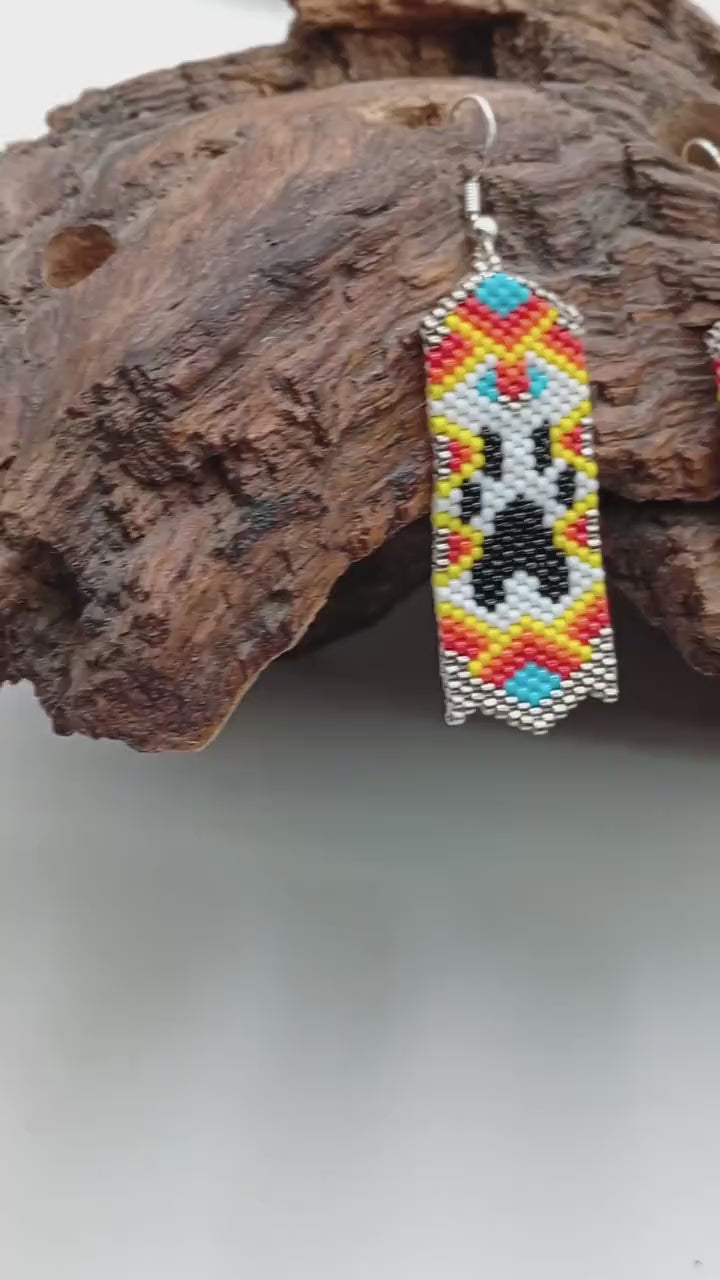 Bear paw Paradise brick stitch earring Handmade-Traditional