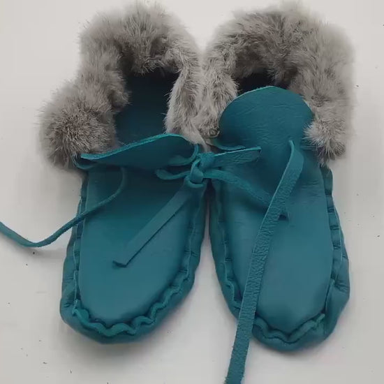 Handmade Blue Leather Moccasins – Anishinaabe/Ojibwe Artisan. Size: Large