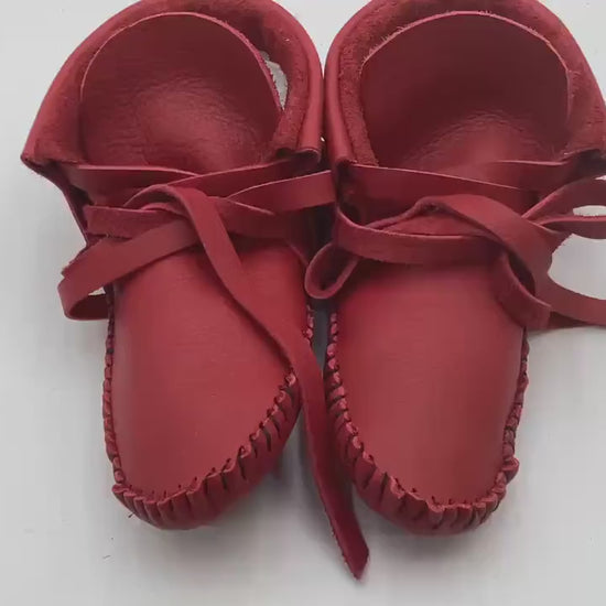 Handmade Red Leather Moccasins – Anishinaabe/Ojibwe Artisan, Size: M/L
