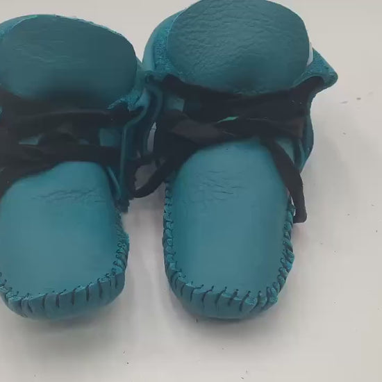 Handmade Blue Leather Moccasins – Anishinaabe/Ojibwe Artisan, Size 10/11