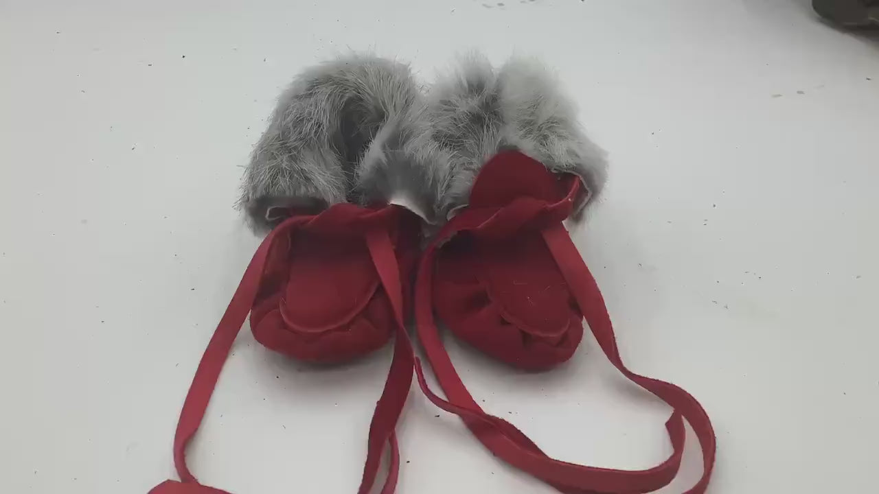 Handmade Red Leather Newborn Moccasins – Ojibwe Anishinaabe Pucker Toe Style