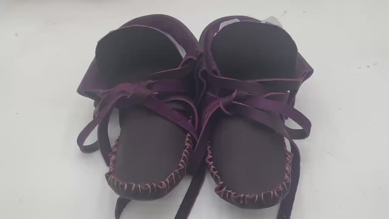 Handmade Purple Leather Moccasins – Anishinaabe/Ojibwe Artisan, Size 10/11