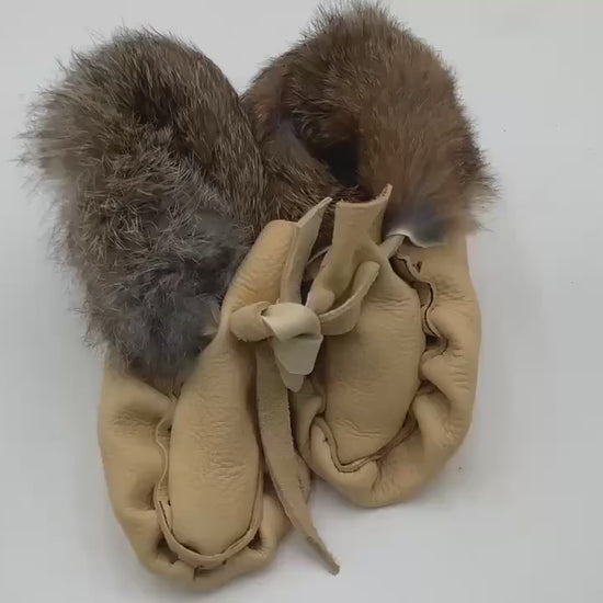 Handmade Baby Leather Moccasins – Ojibwe Anishinaabe Pucker Toe Style