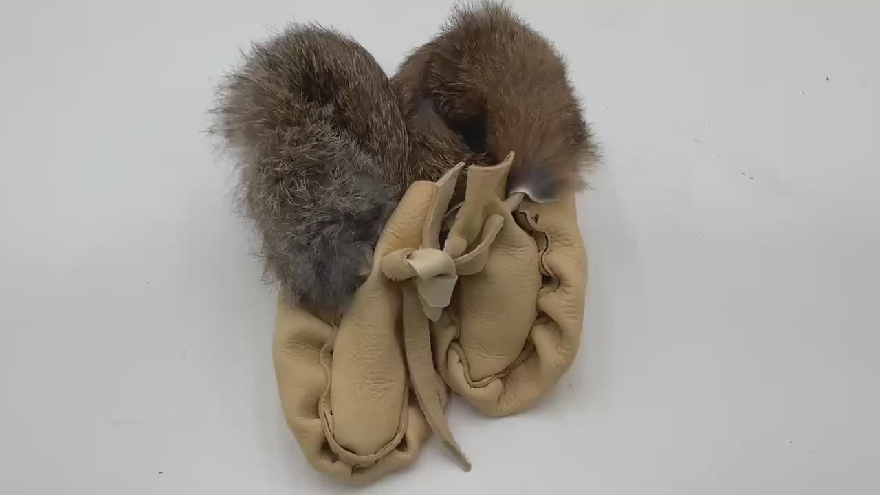 Handmade Baby Leather Moccasins – Ojibwe Anishinaabe Pucker Toe Style